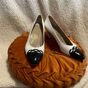 Vintage Salvatore Ferragamo Pump